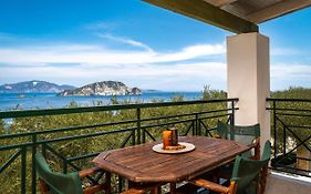 Keri Marathias Pavezzo Villa