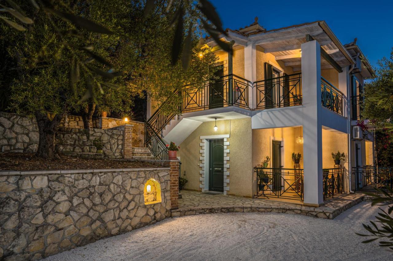 Keri Marathias Pavezzo Villa Extérieur photo